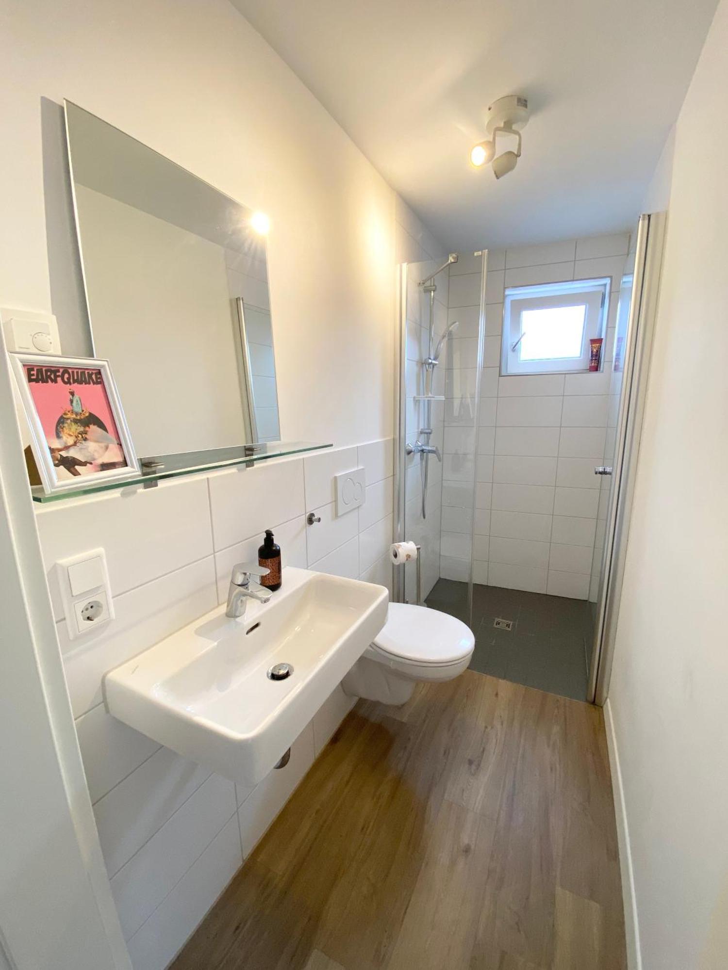 Modern One Bedroom + Bathroom Apartment, 10 Min From Basel City Гренцах-Вилен Экстерьер фото